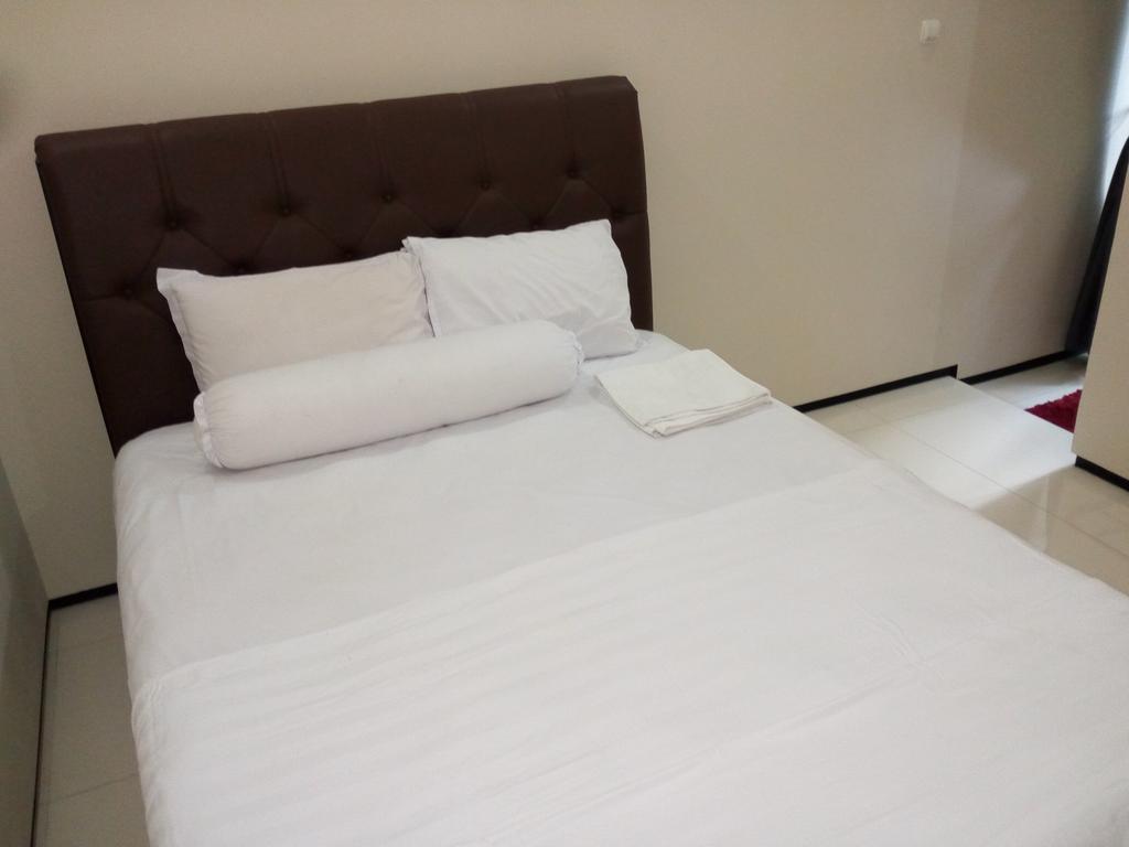 Jaya Homestay Джокякарта Екстериор снимка